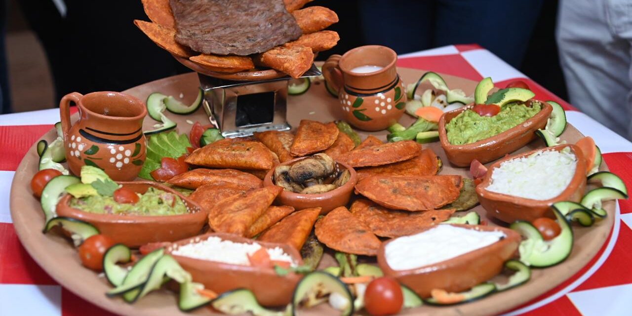 Resalta la tradición, sabor y creatividad en concurso gastronómico de la enchilada