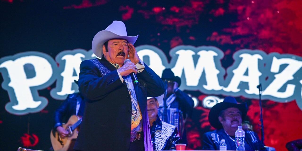 ¡Noche de leyendas!: Palomazo Norteño complace a miles en el escenario de la Fenae