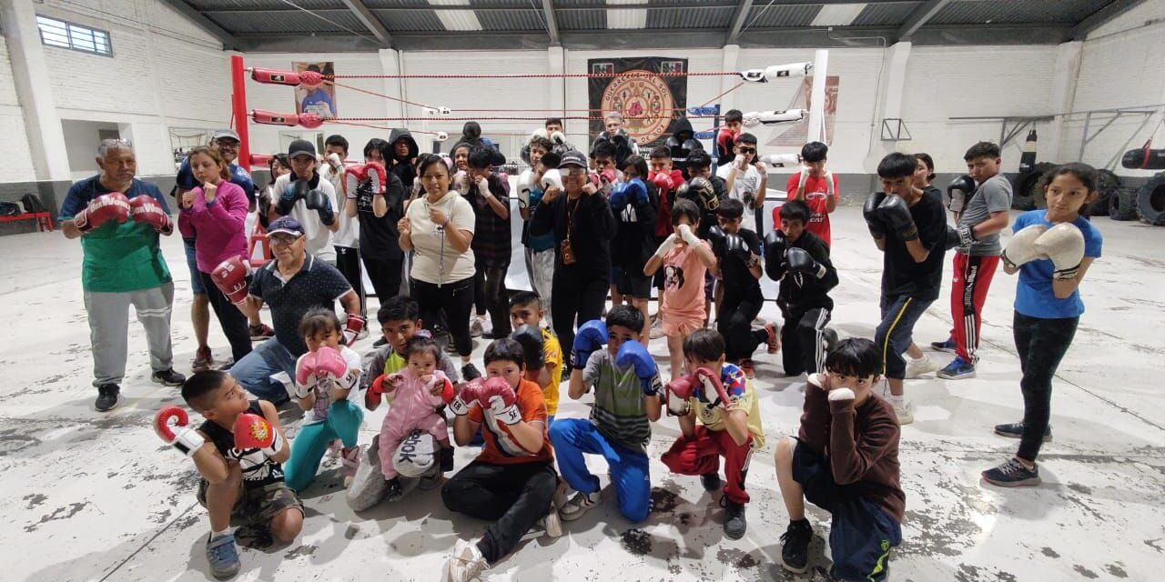 El Boxeo Inclusivo, una disciplina que imparte el Ayuntamiento de SLP en el Centro Deportivo Villas del Sol