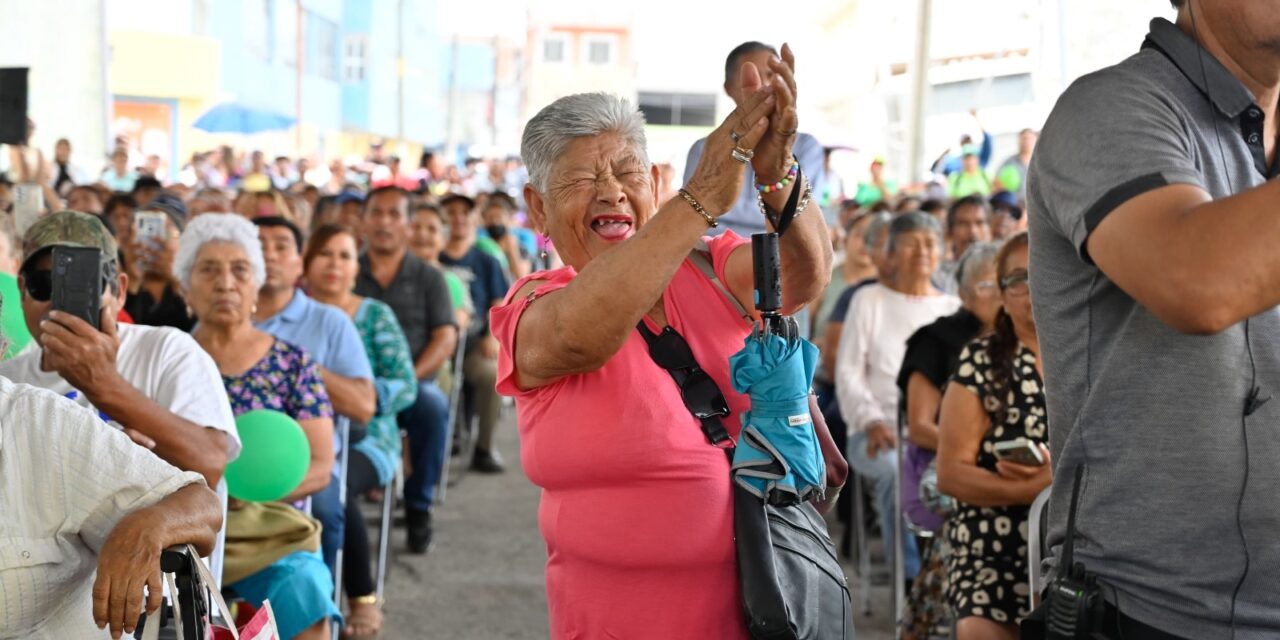 Se rehabilitan calles en Prados de San Vicente