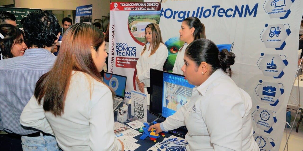 Concluye la Feria de Universidades en Ciudad Valles