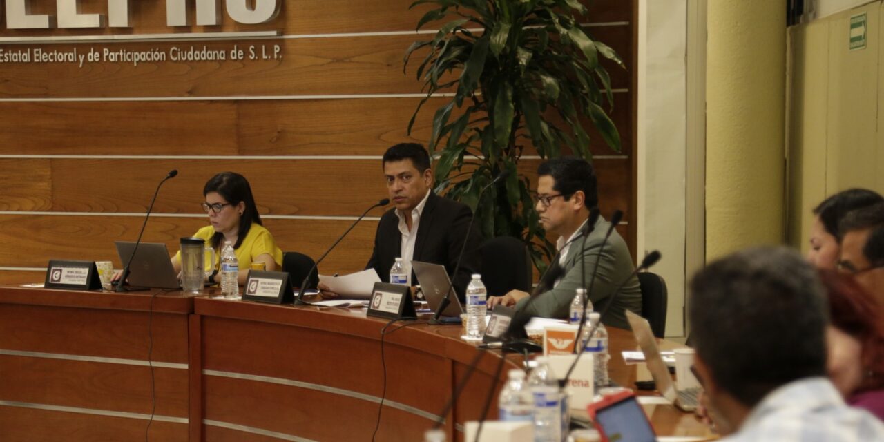 CEEPAC aprueba procedencia de listas de candidaturas a diputaciones de Representación Proporcional