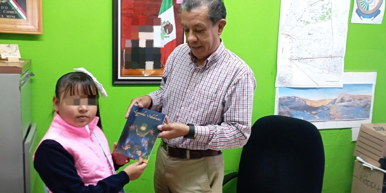 Soledad de GS fomenta el interés histórico en jóvenes y niños con distribución de libros locales