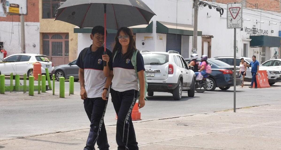Gobierno municipal de Soledad pide a la población no bajar guardia ante ola de calor