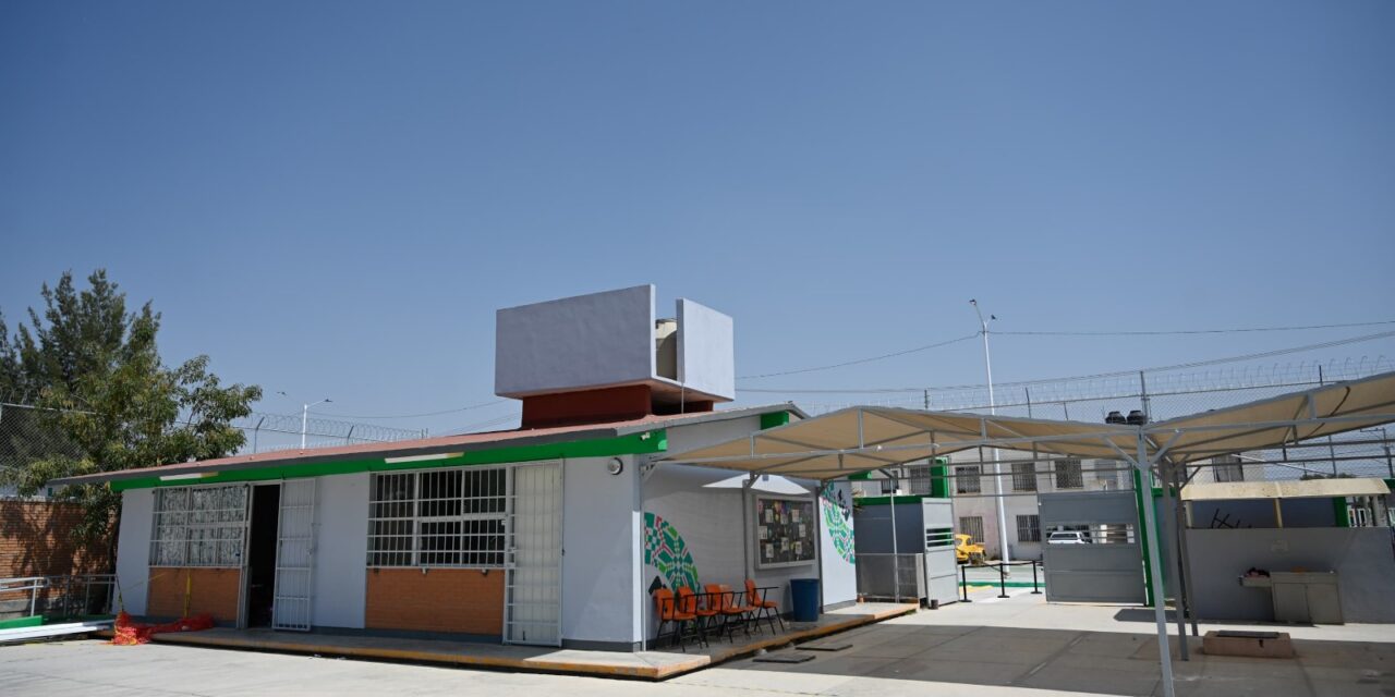 Entregan más infraestructura a familias soledenses