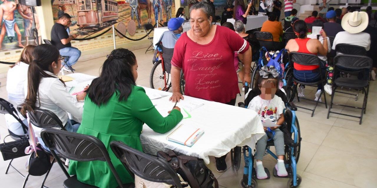 Personas con discapacidad participan en segunda etapa de consulta pública, en Soledad de GS