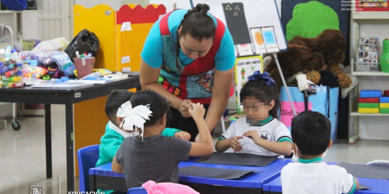 Ofrecen bibliotecas municipales, visitas guiadas para niñas, niños y adolescentes