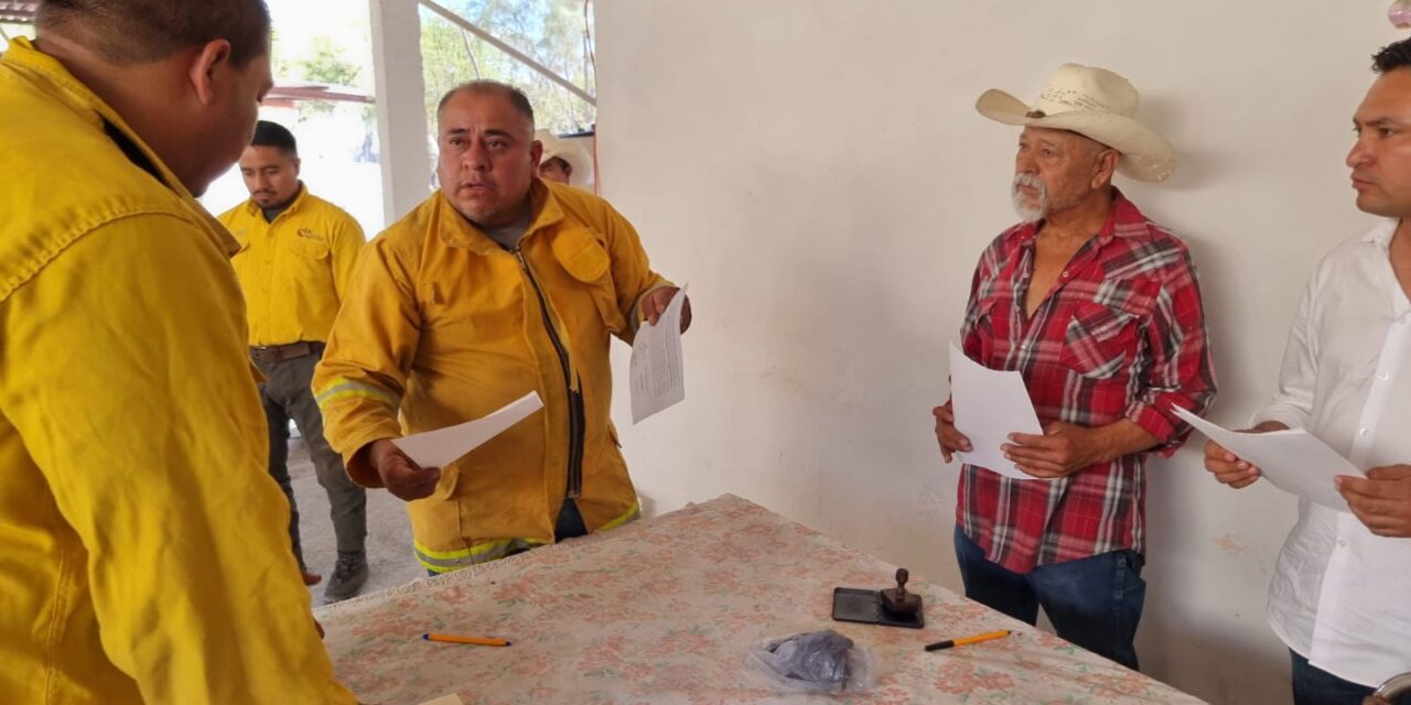 Autoridades apagan al 100 por ciento incendio en La Peña de Matehuala