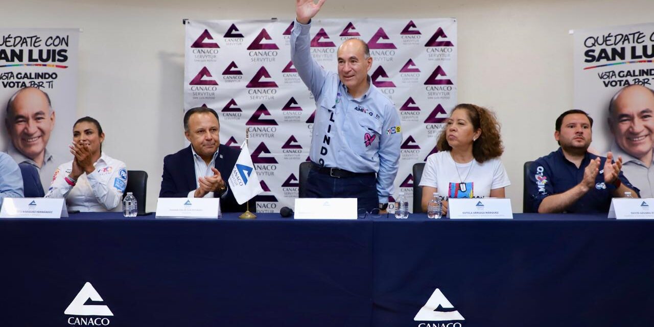 Ofrece Galindo ante afiliados a Canaco atender 12 nudos viales de la capital