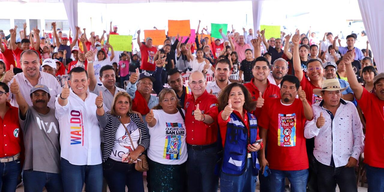Galindo se compromete a mejorar las condiciones de trabajo de los recolectores de residuos urbanos
