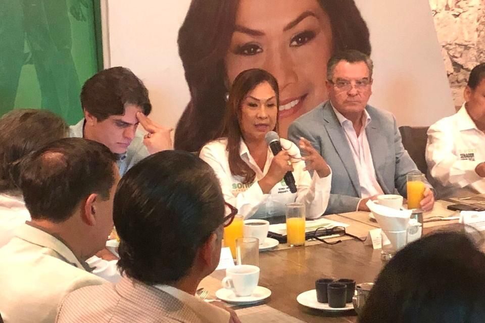 Sonia Mendoza propone innovación y sostenibilidad en encuentro con líderes empresariales