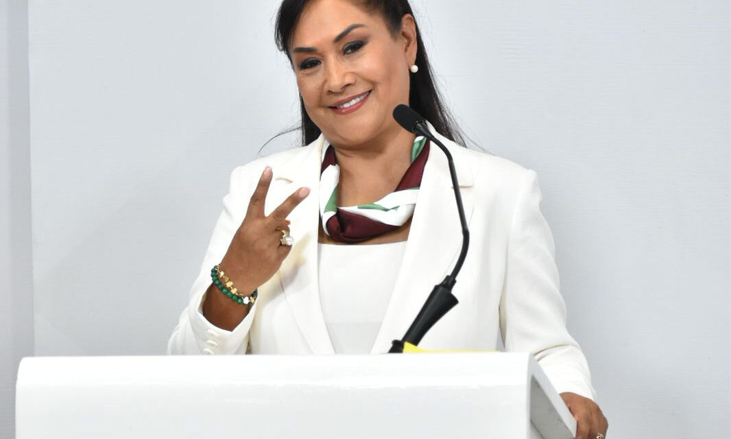 Sonia Mendoza Díaz, asiste y gana debate con carácter, firmeza y propuestas