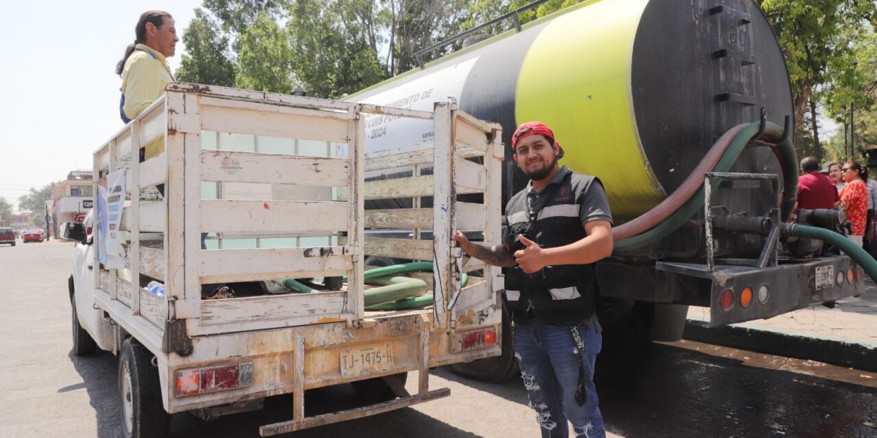 Se refuerza el reparto de agua en hogares de las calles con obras en el barrio de San Miguelito