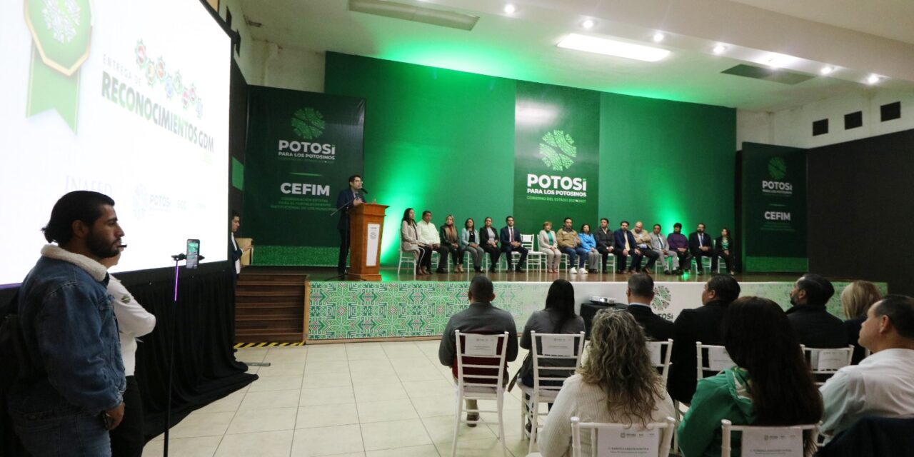 Gobierno estatal capacitará a municipios para elaboración de informes