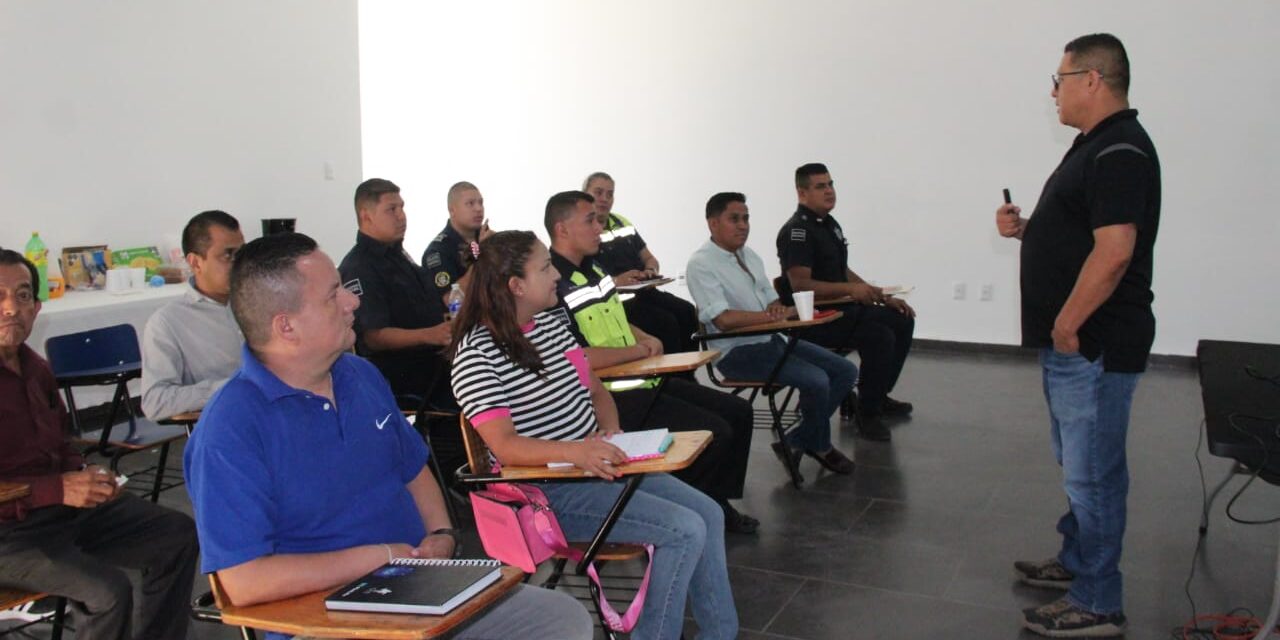 Tránsito y Policía Vial de Soledad inicia curso a personal de peritos