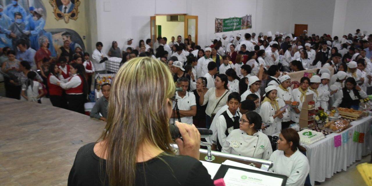 Soledad de Graciano Sánchez recibió muestra gastronómica de estudiantes de CONALEP