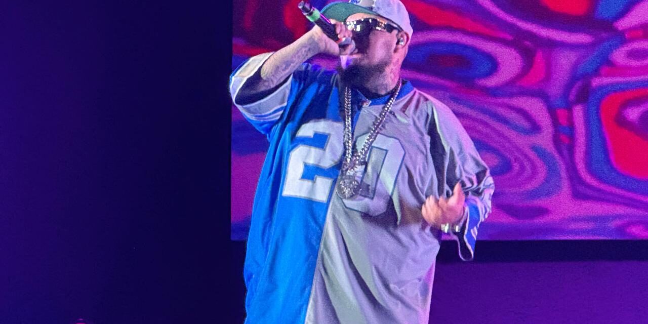 Millonario ofrece rap con sus éxitos en Teatro de la Ciudad