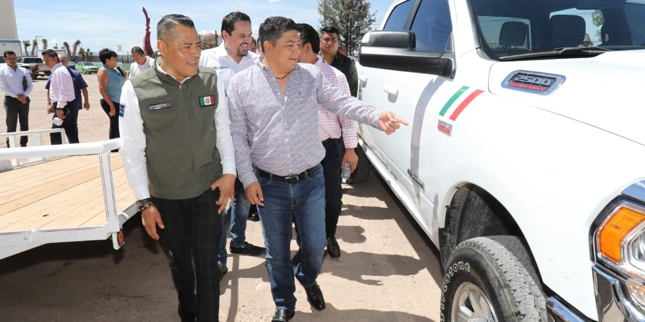 Con nuevo equipo, Ricardo Gallardo fortalece labores de protección civil