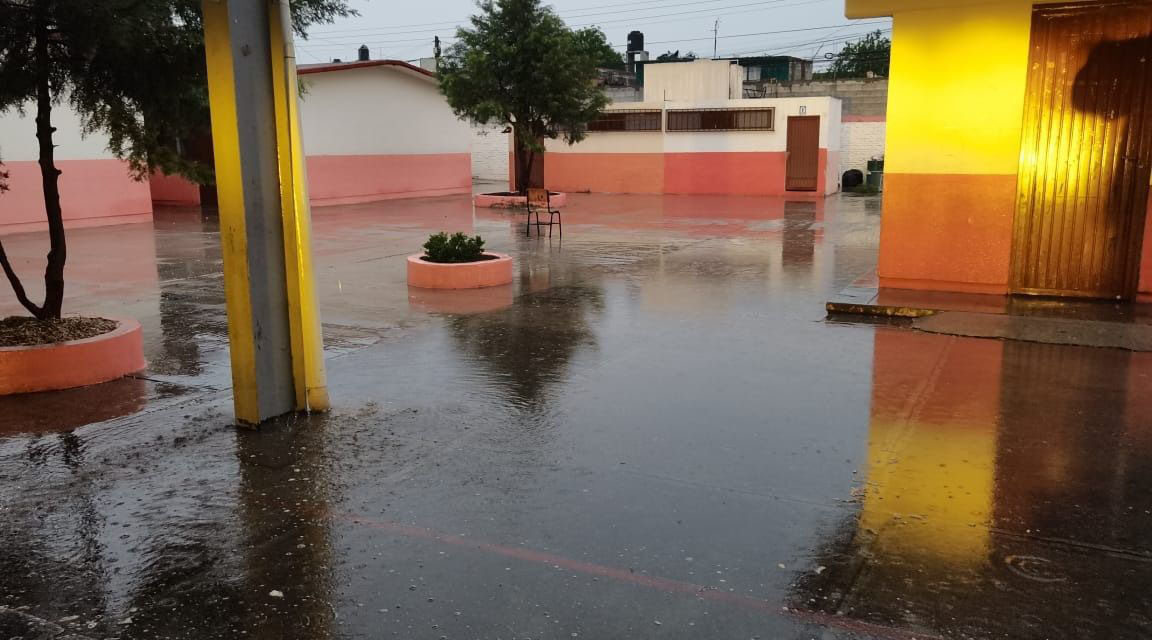 Monitorea estado condiciones de planteles escolares ante lluvias