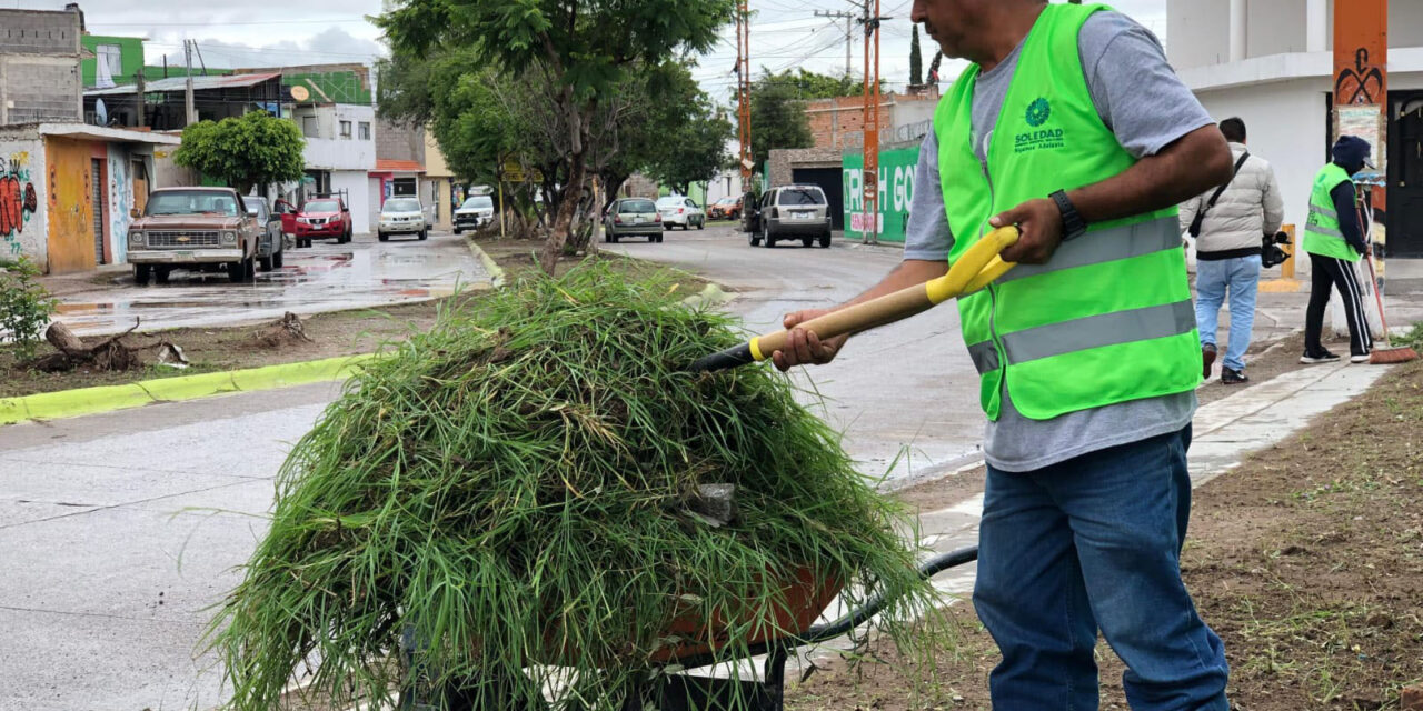 Intensiva campaña de limpieza urbana en Soledad de Graciano Sánchez