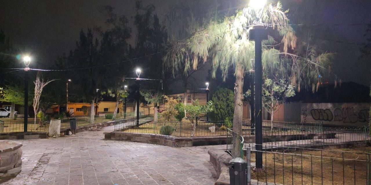 Gobierno de la Capital mejora el Alumbrado Público en el Jardín de San Juan de Guadalupe