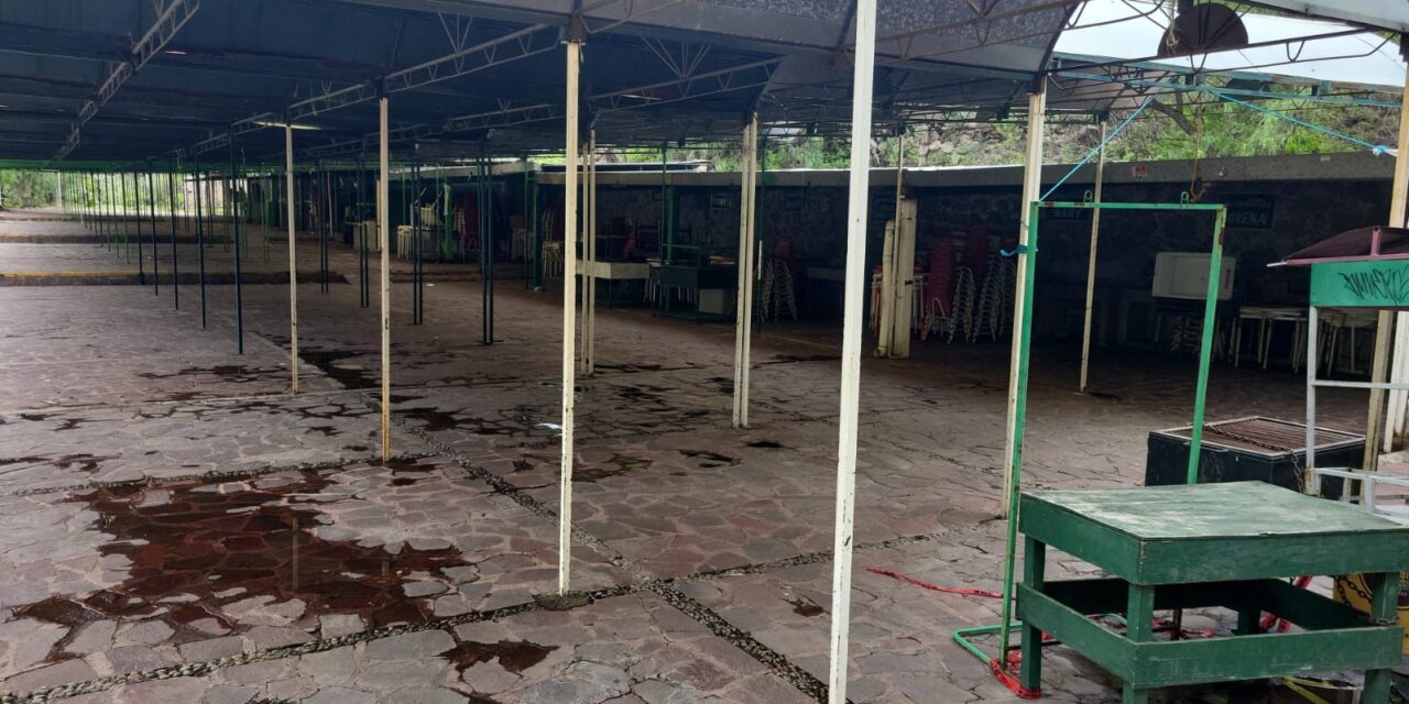 Gobierno de la Capital supervisa área de alimentos de la presa San José para evitar riesgos para comerciantes y visitantes