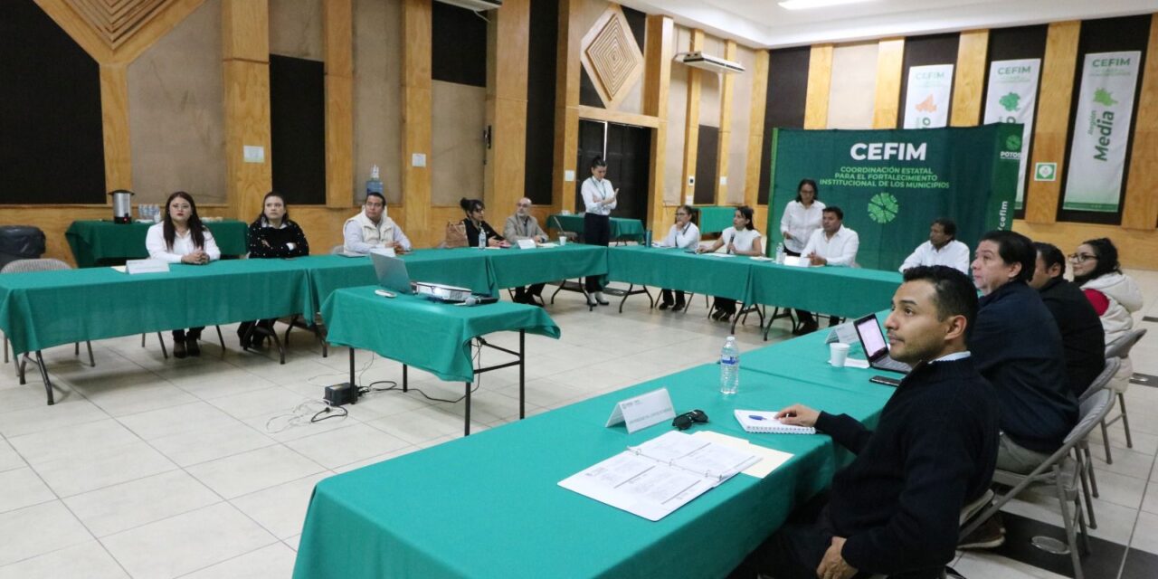 Gobierno estatal actualiza programa de certificación municipal