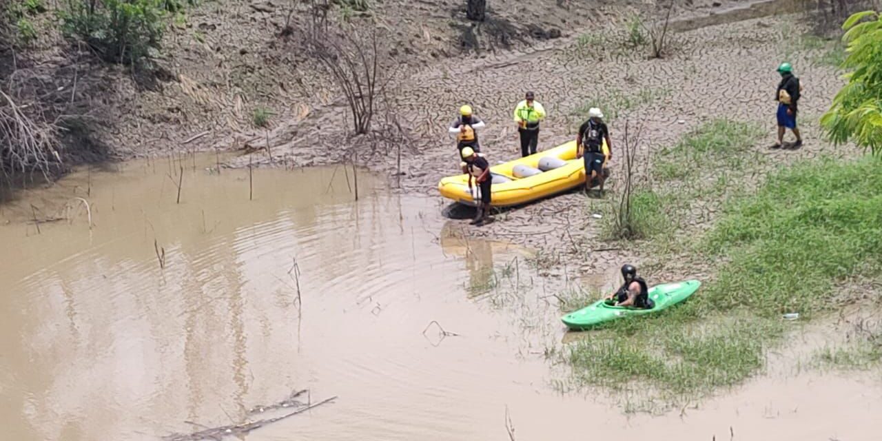 Protección Civil estatal mantiene búsqueda de joven que cayó a río en Valles