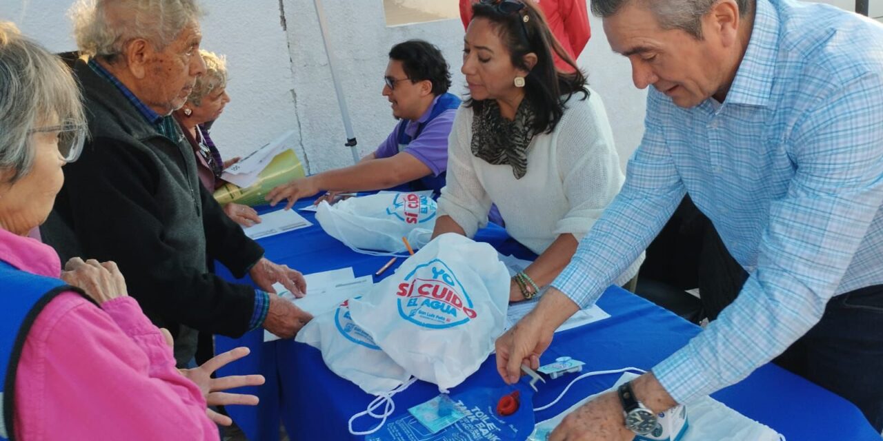 Gobierno de la Capital hace entrega de kits ahorradores de agua
