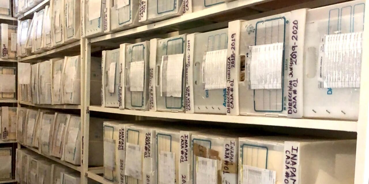 Archivo municipal de Soledad facilita acceso a documentos a estudiantes universitarios