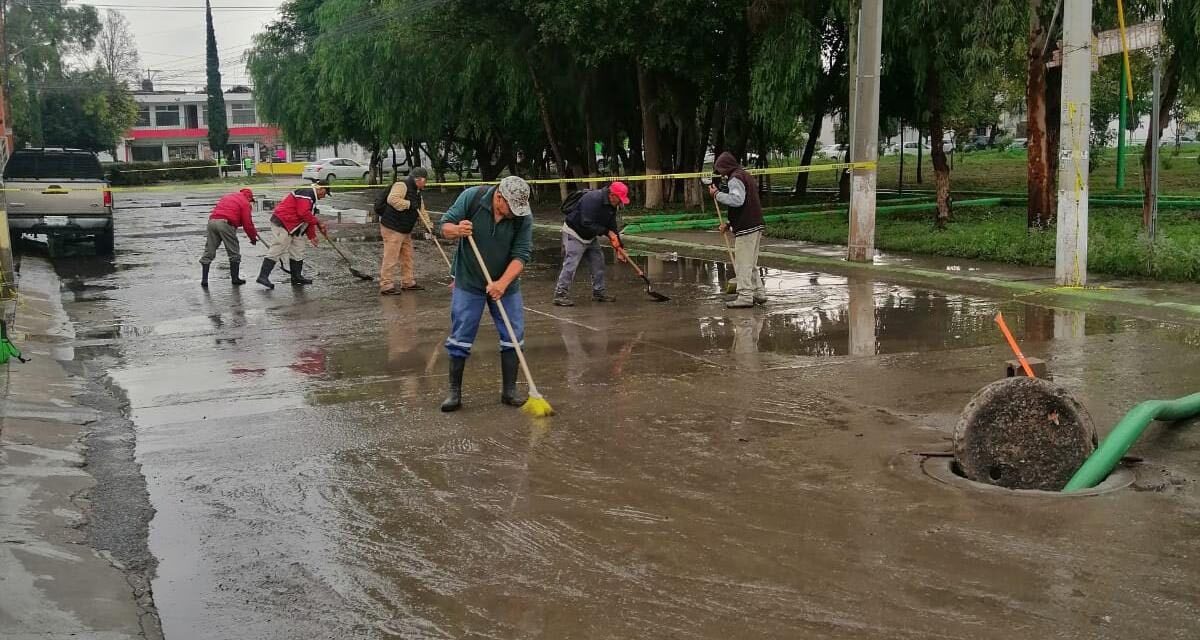 Cuadrillas municipales de Soledad realizan acciones para reducir inundaciones