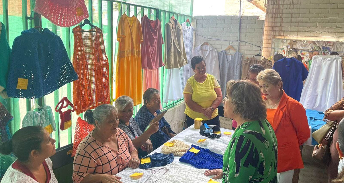 Centros Comunitarios de DIF municipal ofrecen amplia variedad de talleres