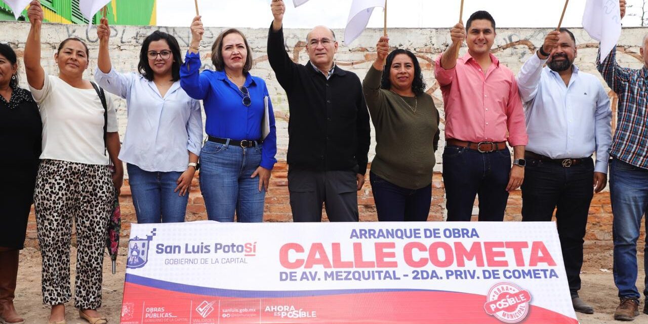 Luego de 40 años de espera, Alcalde Galindo pavimenta calle Cometa en la Rural Atlas