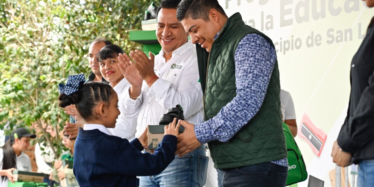Programa Potosí para la Educación brinda más apoyo a niñas y niños