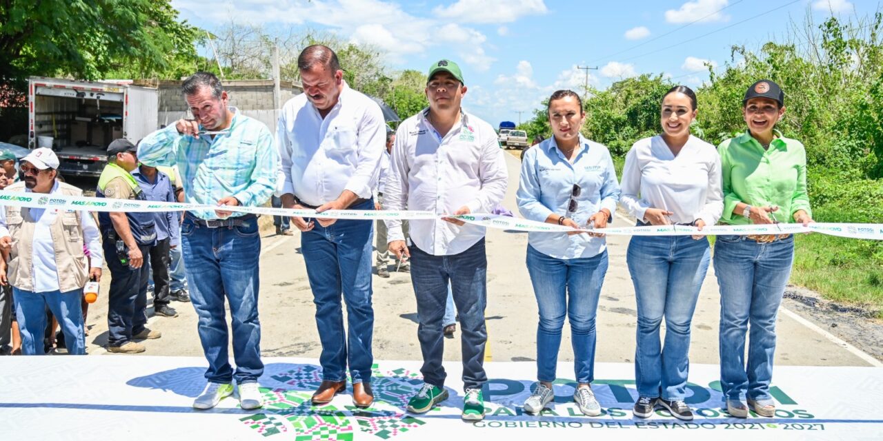 Inaugura Ricardo Gallardo renovada carretera Tanquián-San Martín