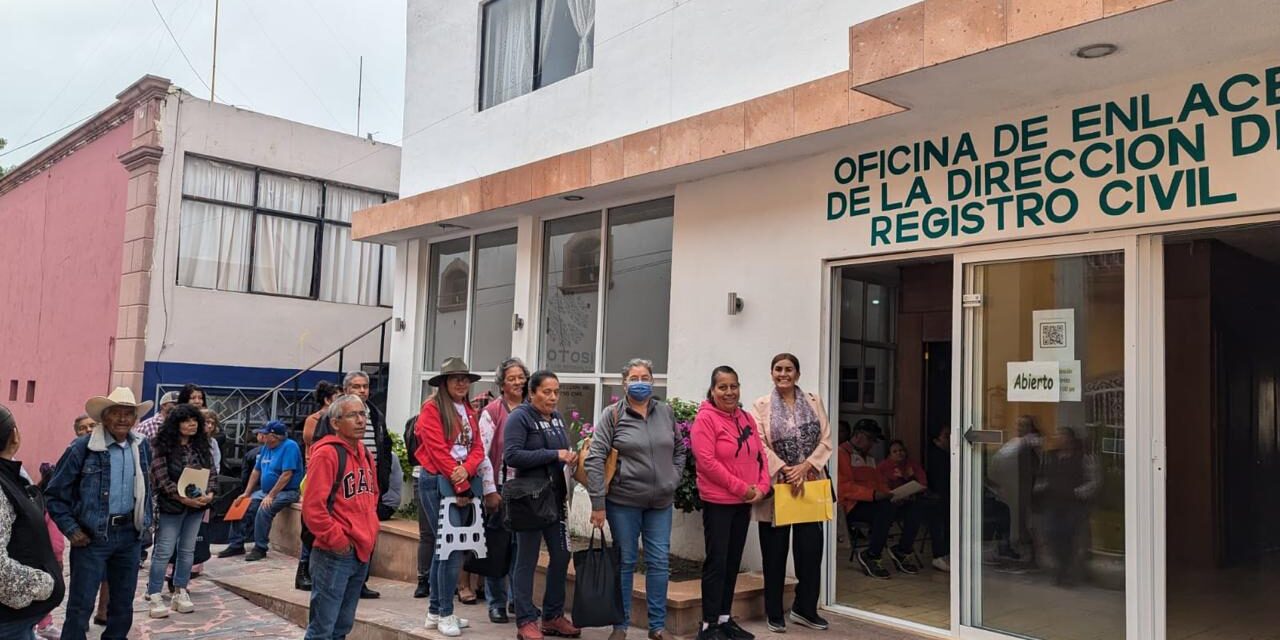 Gobierno estatal acerca servicios del registro civil al Altiplano