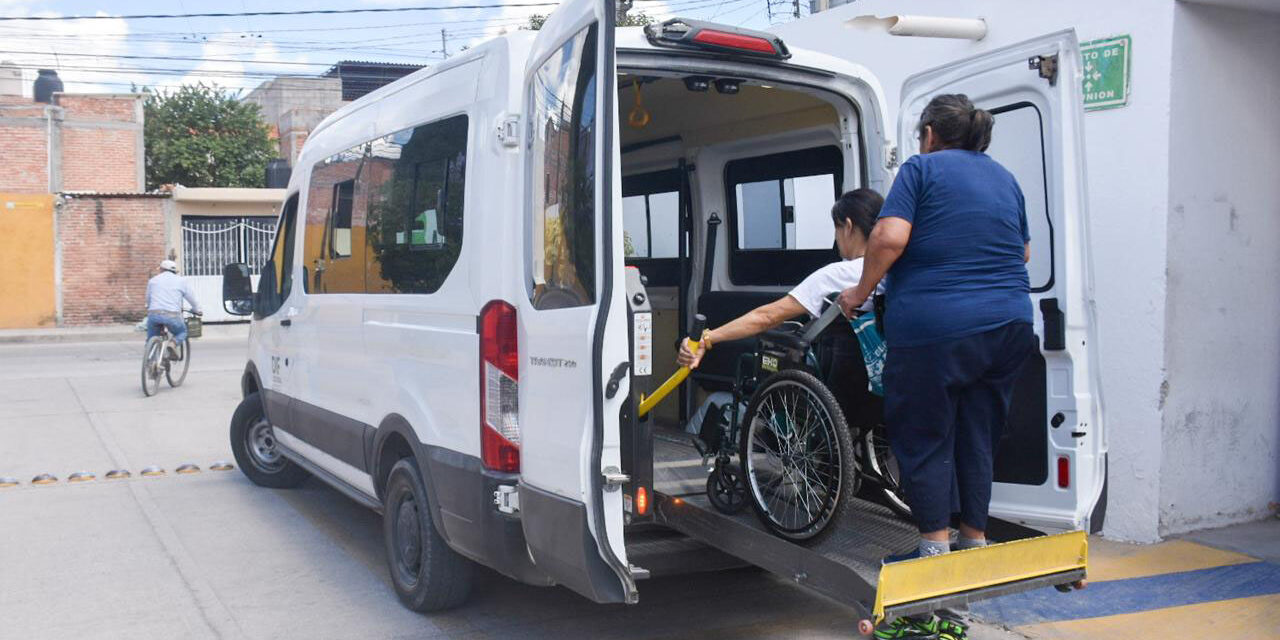 Cada mes, más de 900 usuarios reciben terapia en UBR 1 en Soledad de GS