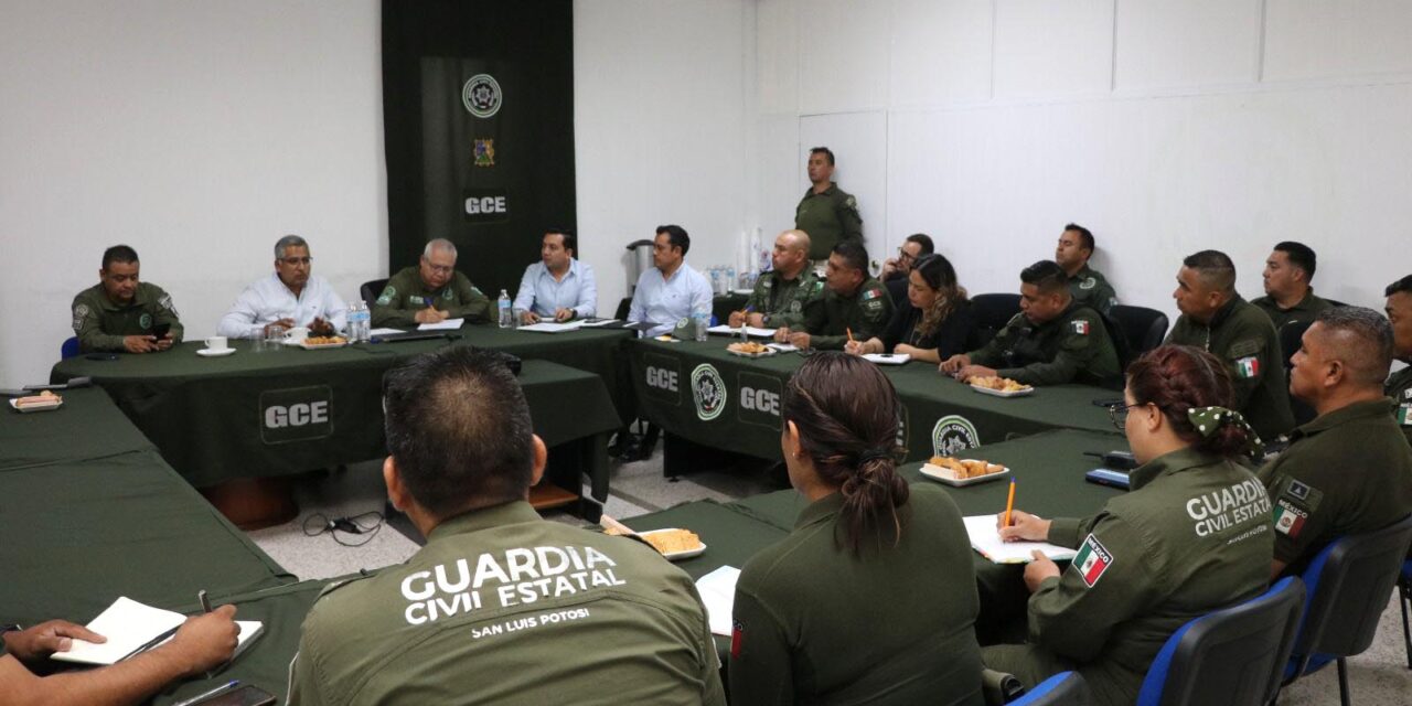 Secretario estatal de seguridad se reúne con mandos y jefes regionales de la GCE