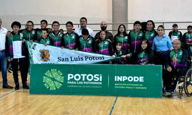 Abandera estado a representantes de SLP en Paranacionales 2024
