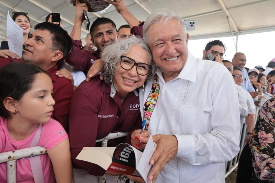 Envía dirigente de Morena en SLP mensaje a AMLO en el marco de su informe de gobierno.