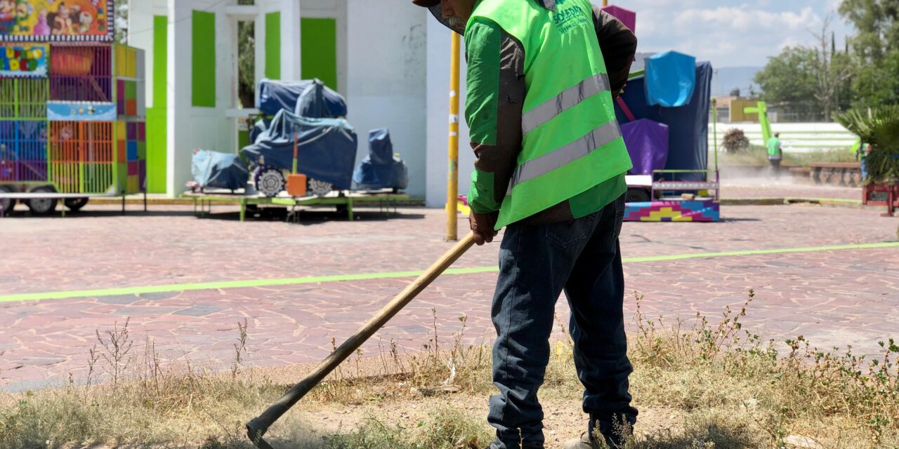 Servicios municipales de Soledad realiza limpieza de áreas públicas en favor de la imagen urbana