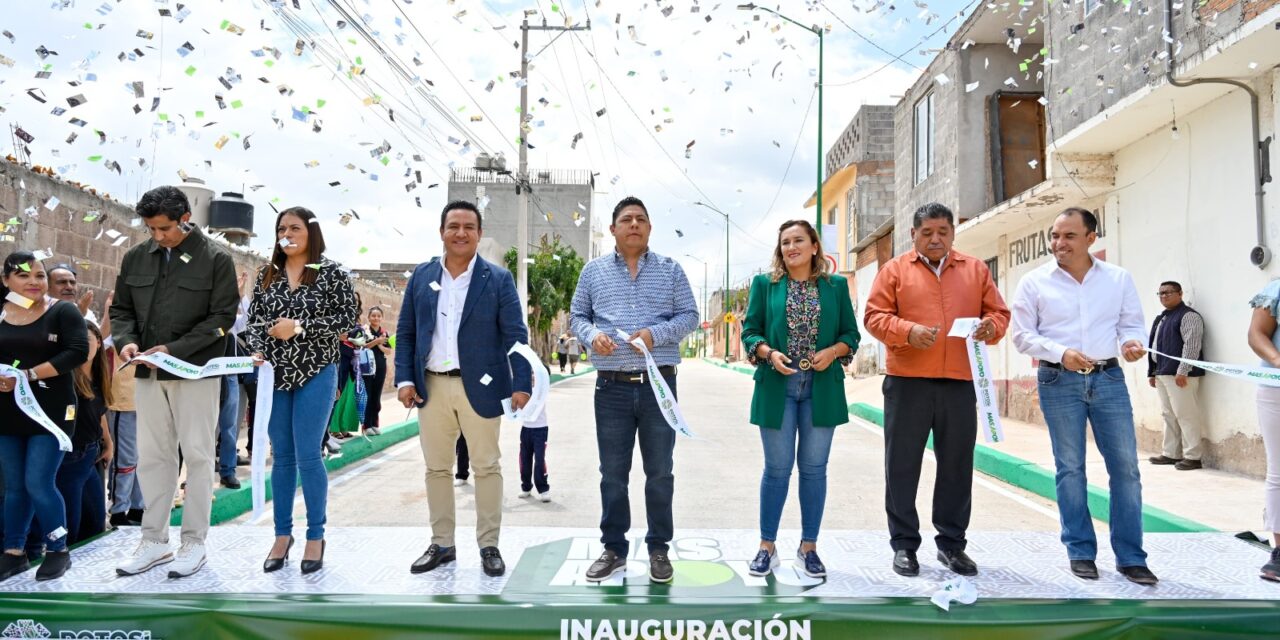 Gobierno estatal transforma calles de Bellas Lomas