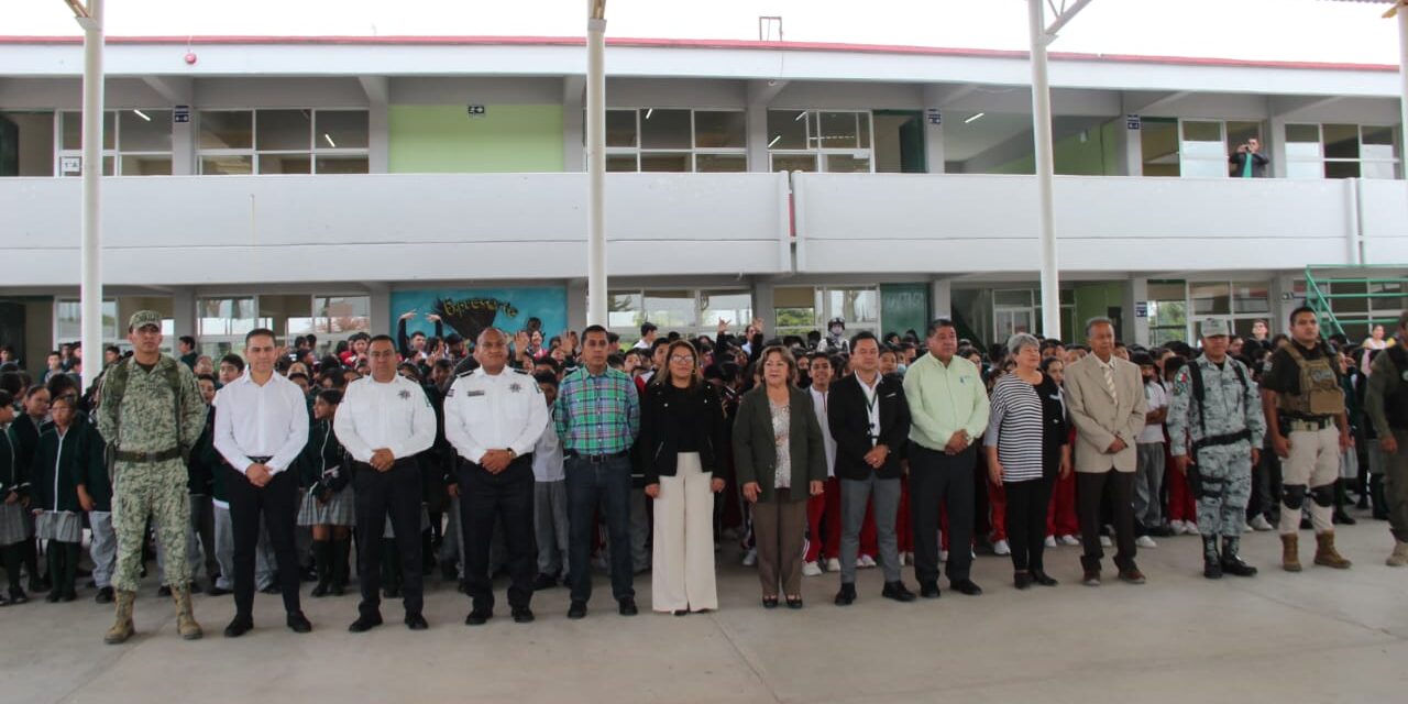 Ayto. de Soledad activa programa “Escuela Segura”, en secundaria “Profr. Juan Miranda Uresti”