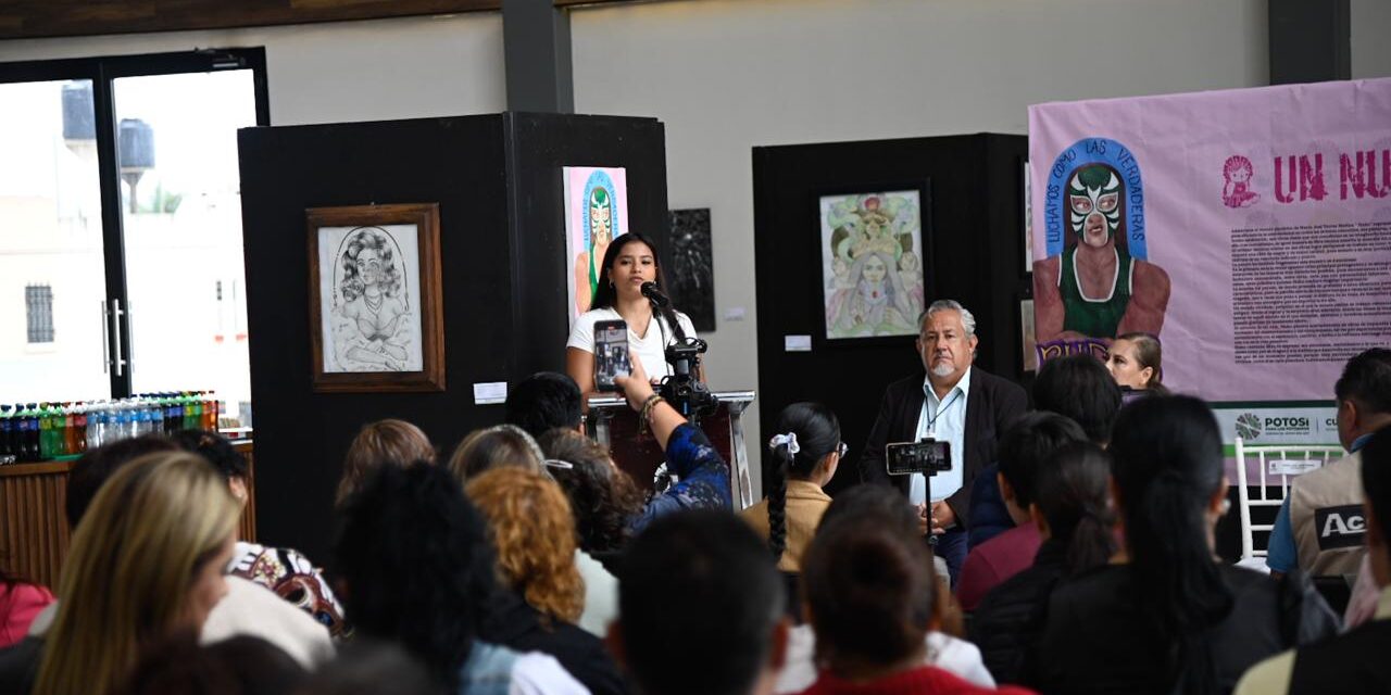 Ayuntamiento de Soledad impulsa el talento local con exposición pictórica en teatro “Doroteo Arango”