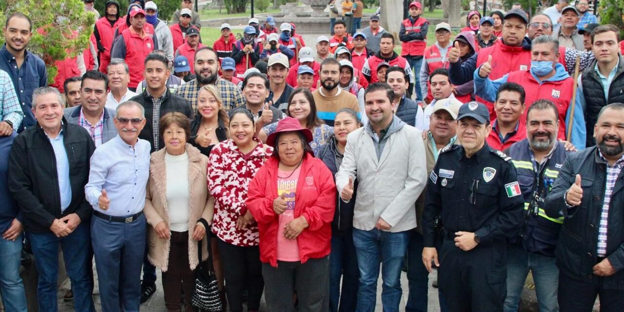 Día de Talacha del Gobierno de la Capital regenera el Barrio de Santiago