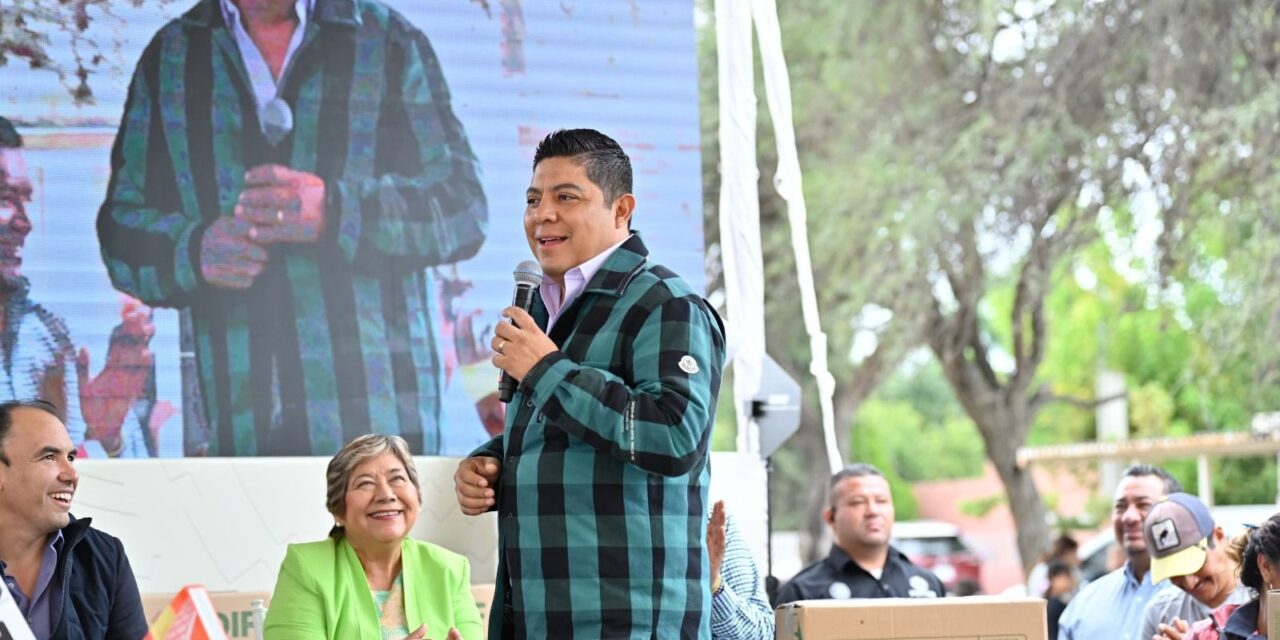 Ricardo Gallardo anuncia 25 mil millones en infraestructura para los próximos tres años