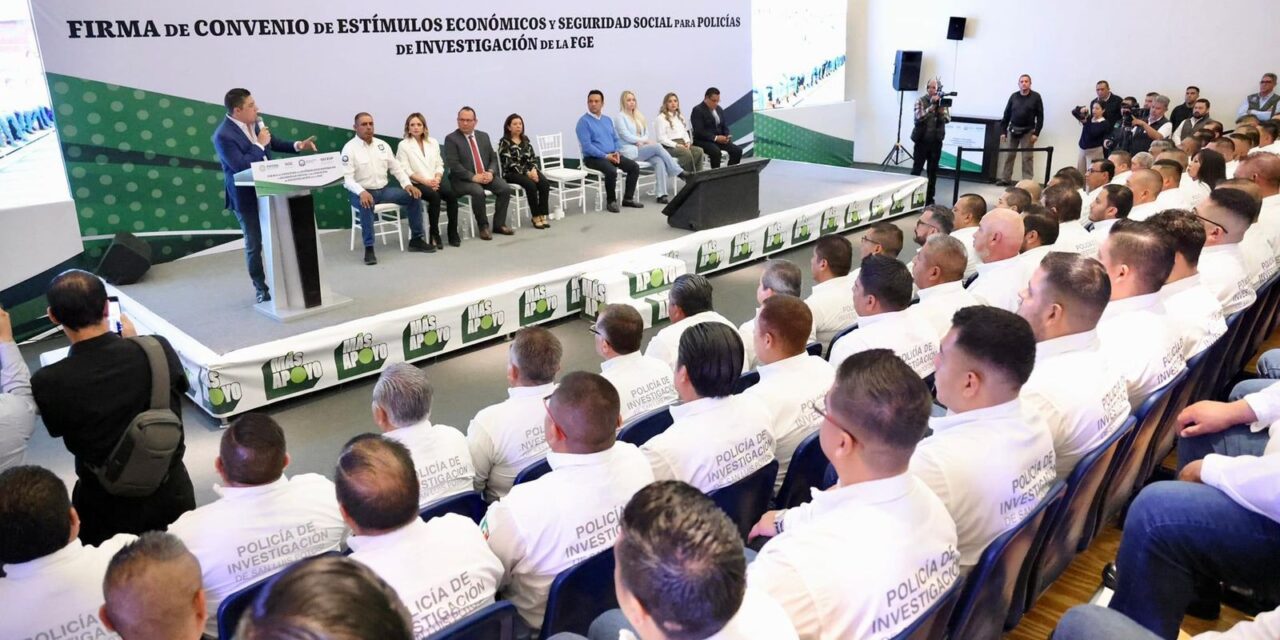 Ricardo Gallardo mejora estímulos a policías de investigación