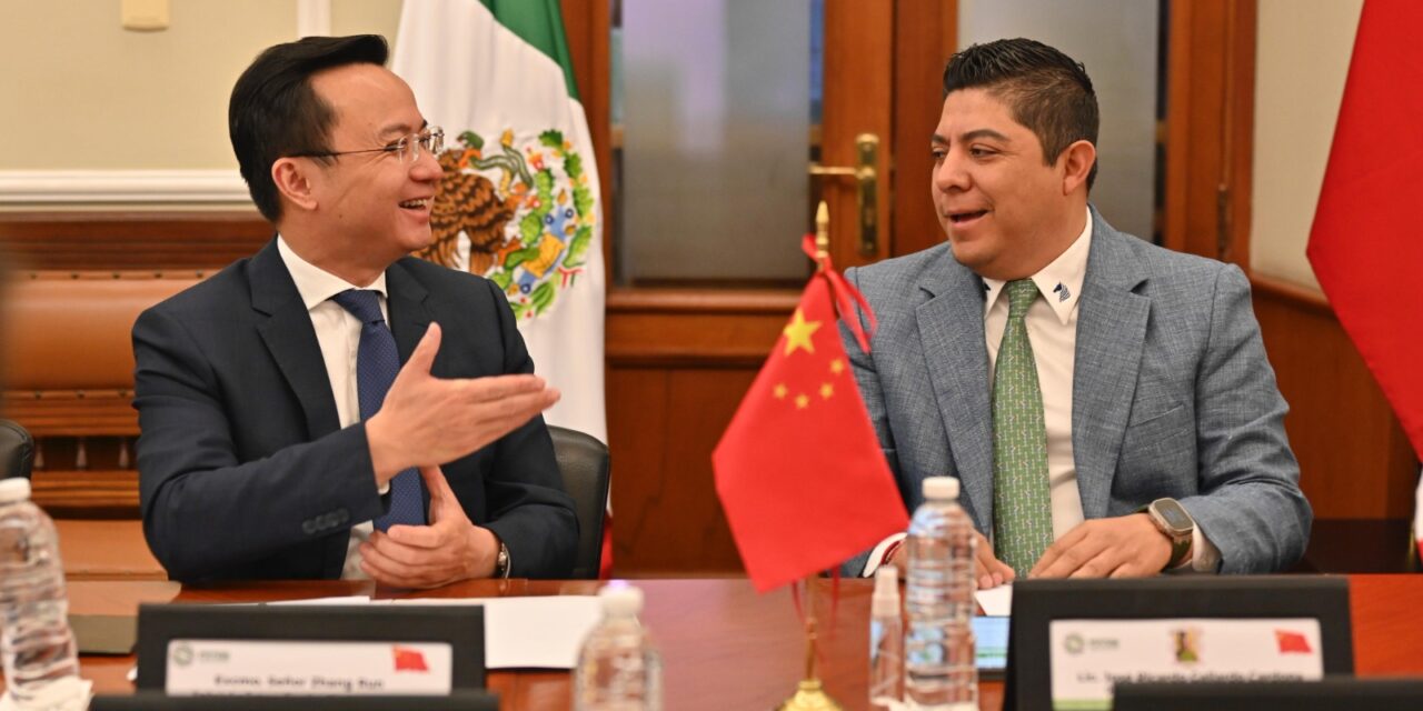 Ricardo Gallardo estrecha lazos de amistad de San Luis Potosí con China