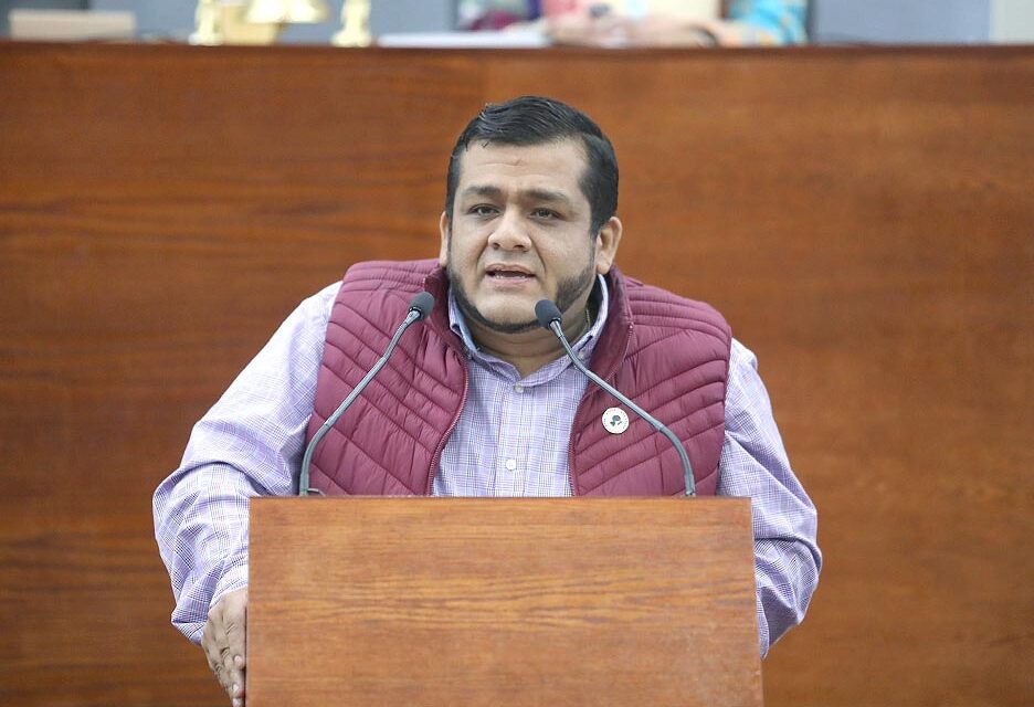 Impulsan reforma para reconocer como sujetos de derecho público a los pueblos y comunidades indígenas y afromexicanos