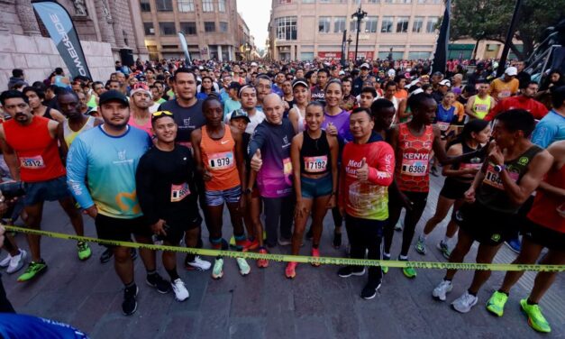 Más de 12 mil atletas recorren la ciudad, en el Medio Maratón de San Luis Capital